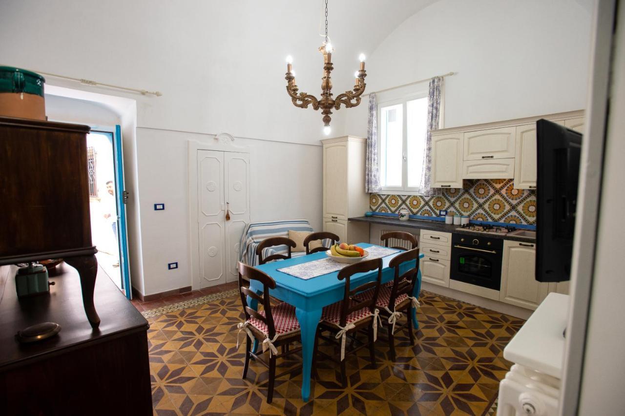 Апартаменты La Casa Nel Vico Мариттима Экстерьер фото